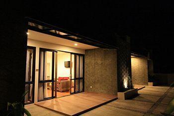 Jentra Dagen Malioboro Hotel 2*